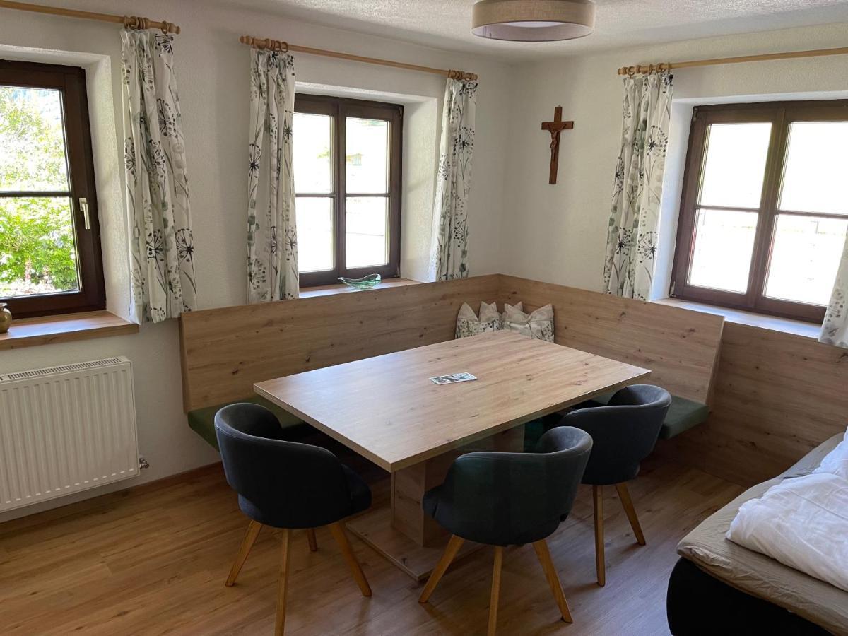 Auenhof Apartment Gschnitz Bagian luar foto