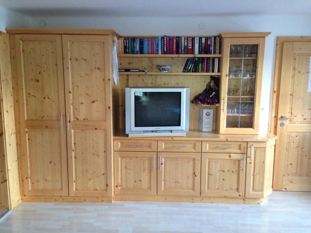 Auenhof Apartment Gschnitz Ruang foto